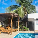 Ledymar Chalet
